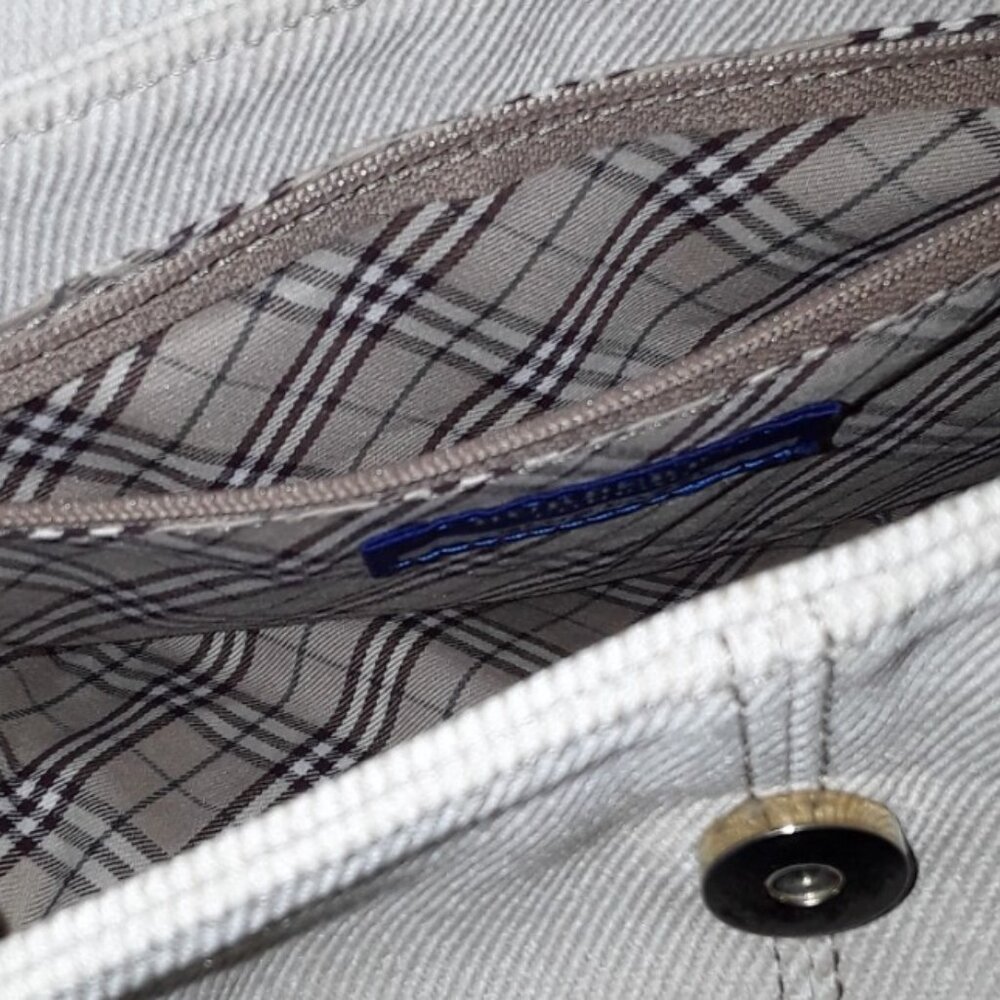 Vintage Burberry Blue Label Cross Body Bag - Picture 3 of 8